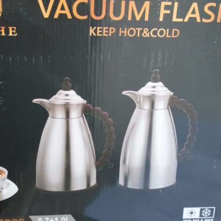 طقم ثيرموس قهوه ٧٠٠ مل + ١ لتر اوفوايت / اسود سادة يد مسبحه وقاعدة اسود / مذهب طقم ثيرموس قهوه ٧٠٠ مل + ١ لتر اوفوايت / اسود سادة يد مسبحه وقاعدة اسود / مذهب